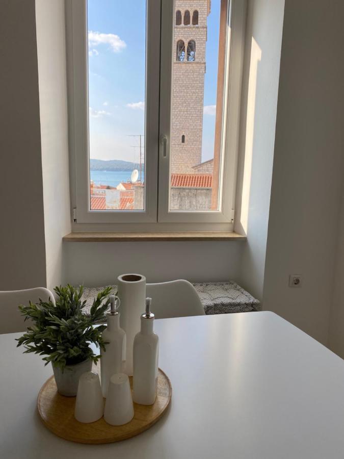 Sea View Flat In Central Pula Exterior photo